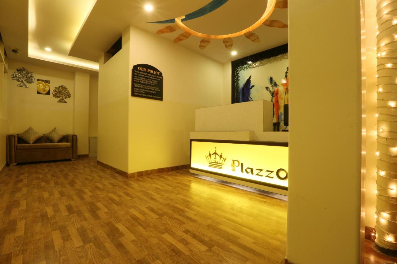 Hotel Plazzo Neu-Delhi Exterior foto